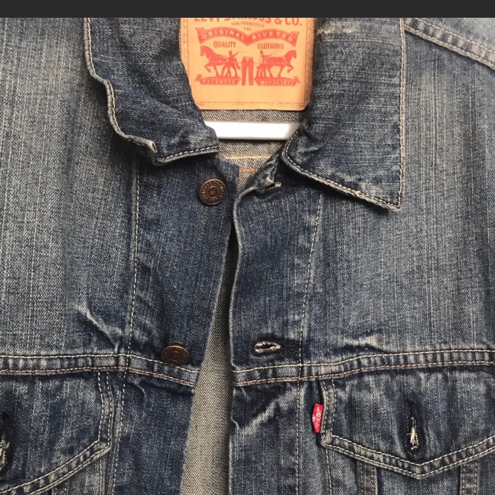 Levi’s denim jacket